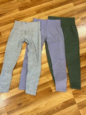 Bundle of 3 NVGTN leggings